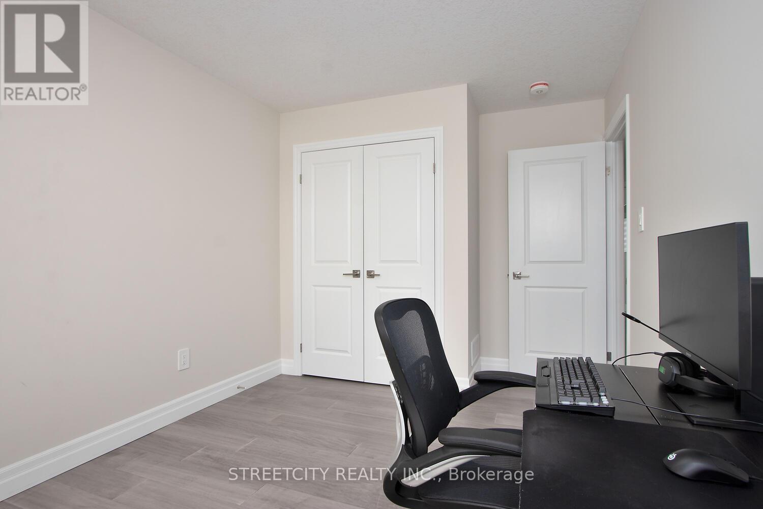 2136 Saddlerock Avenue, London North, Ontario  N6G 3W3 - Photo 32 - X12453217