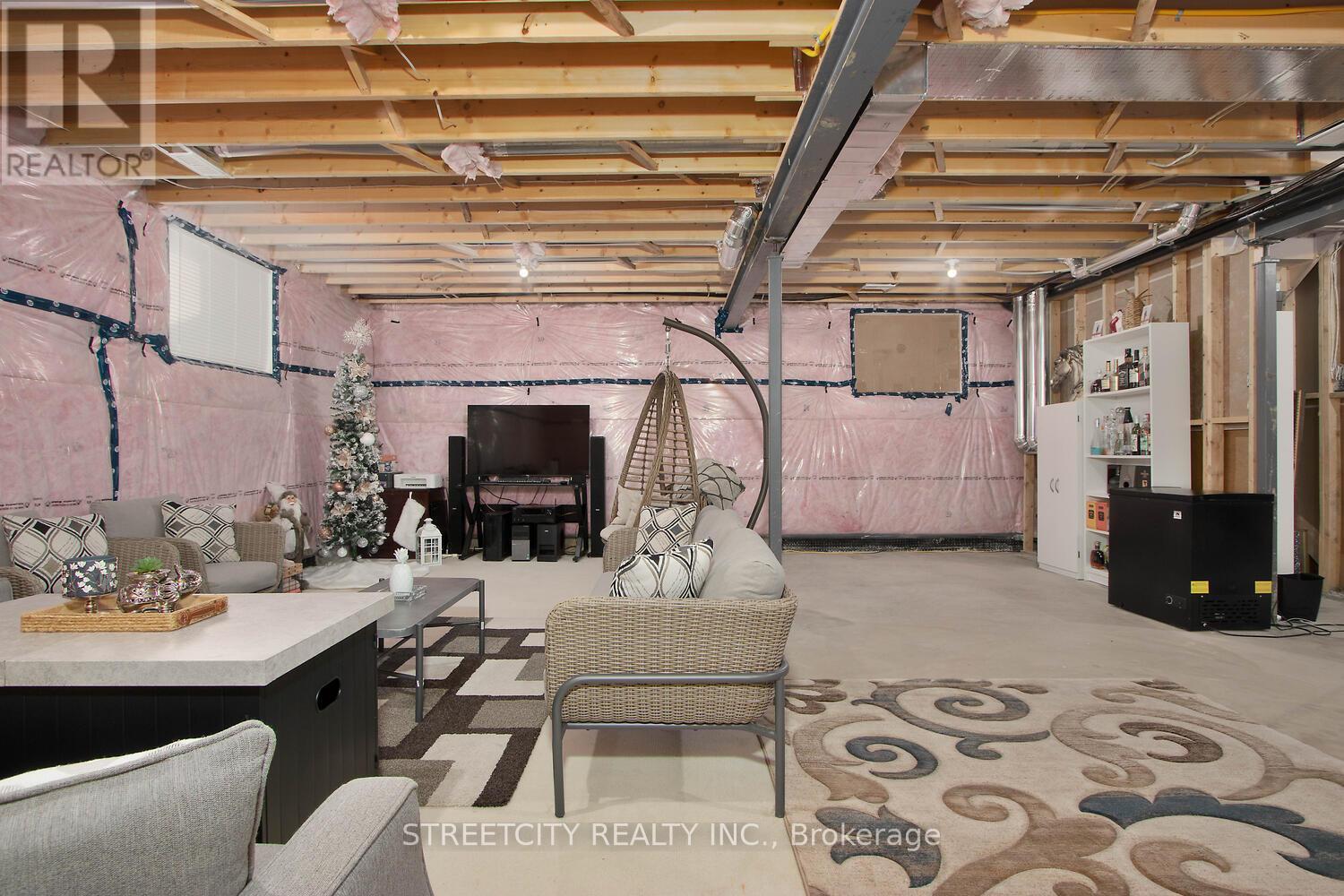 2136 Saddlerock Avenue, London North, Ontario  N6G 3W3 - Photo 39 - X12453217
