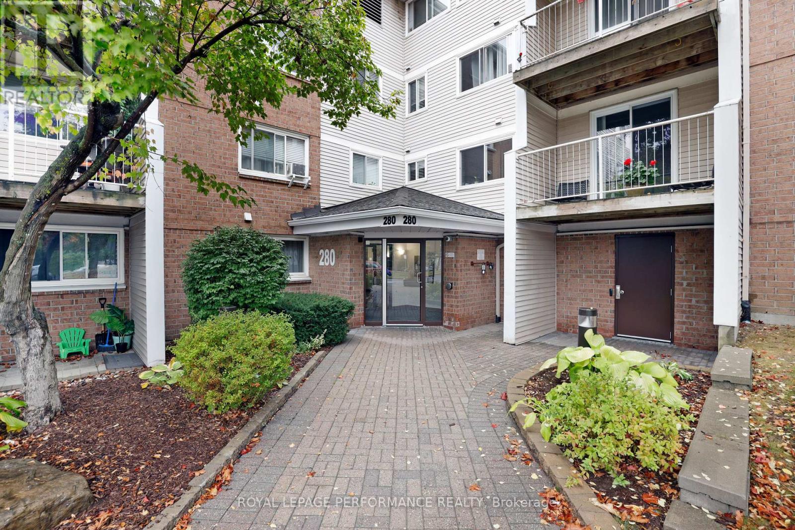 412 - 280 Brittany Drive, Ottawa, Ontario  K1K 4M4 - Photo 2 - X12453218