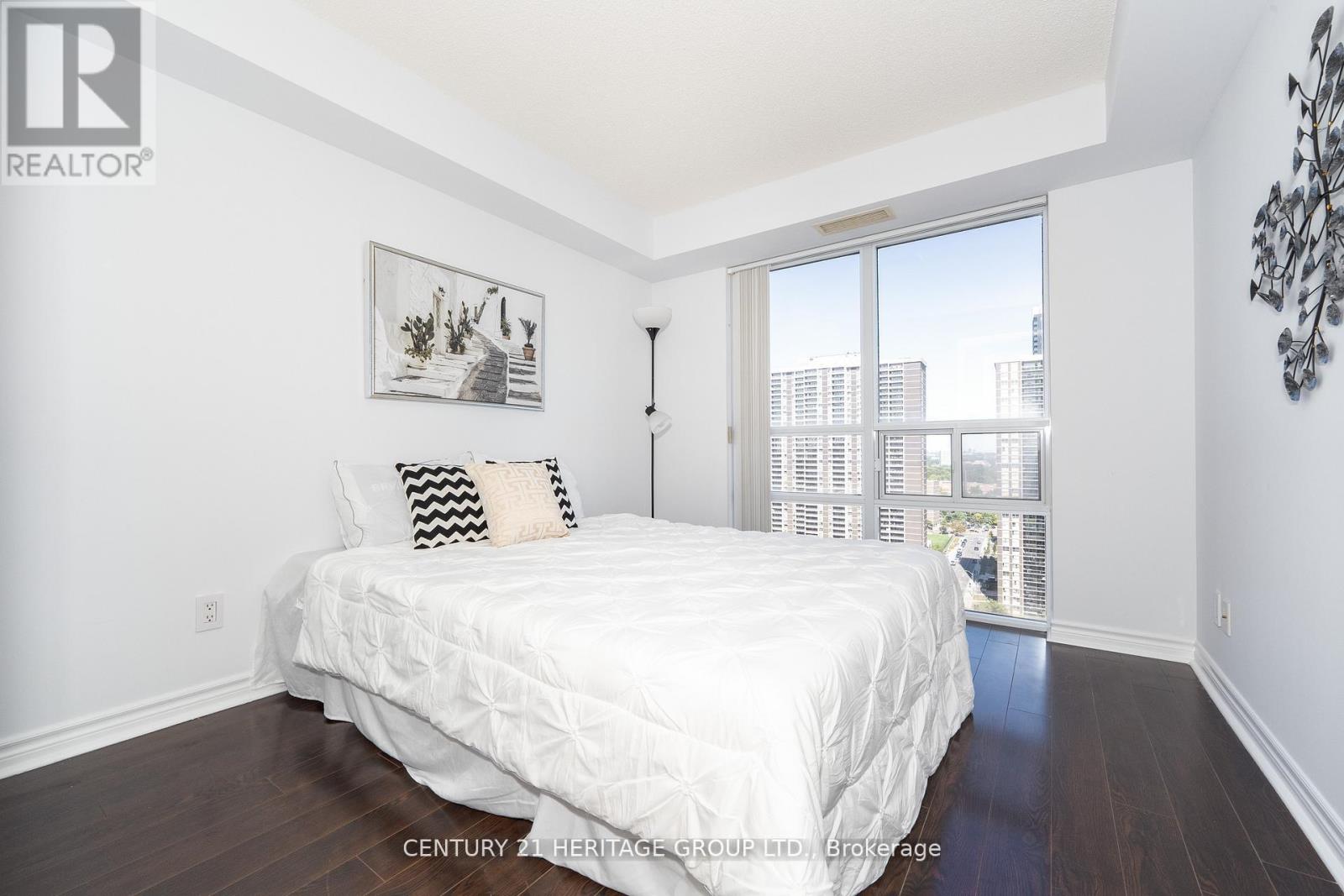 2002 - 5 Michael Power Place, Toronto, Ontario  M9A 0A3 - Photo 13 - W12453180