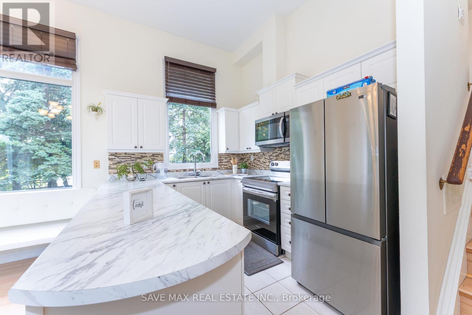 25 - 840 Dundas Street W, Mississauga, Ontario  L5C 1C2 - Photo 19 - W12453183