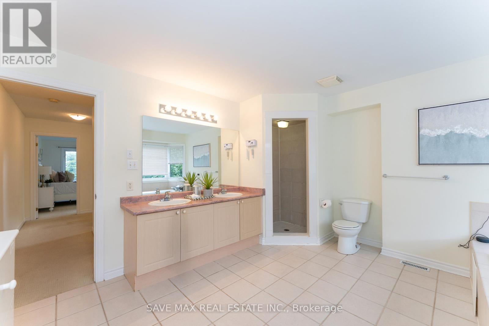 25 - 840 Dundas Street W, Mississauga, Ontario  L5C 1C2 - Photo 29 - W12453183