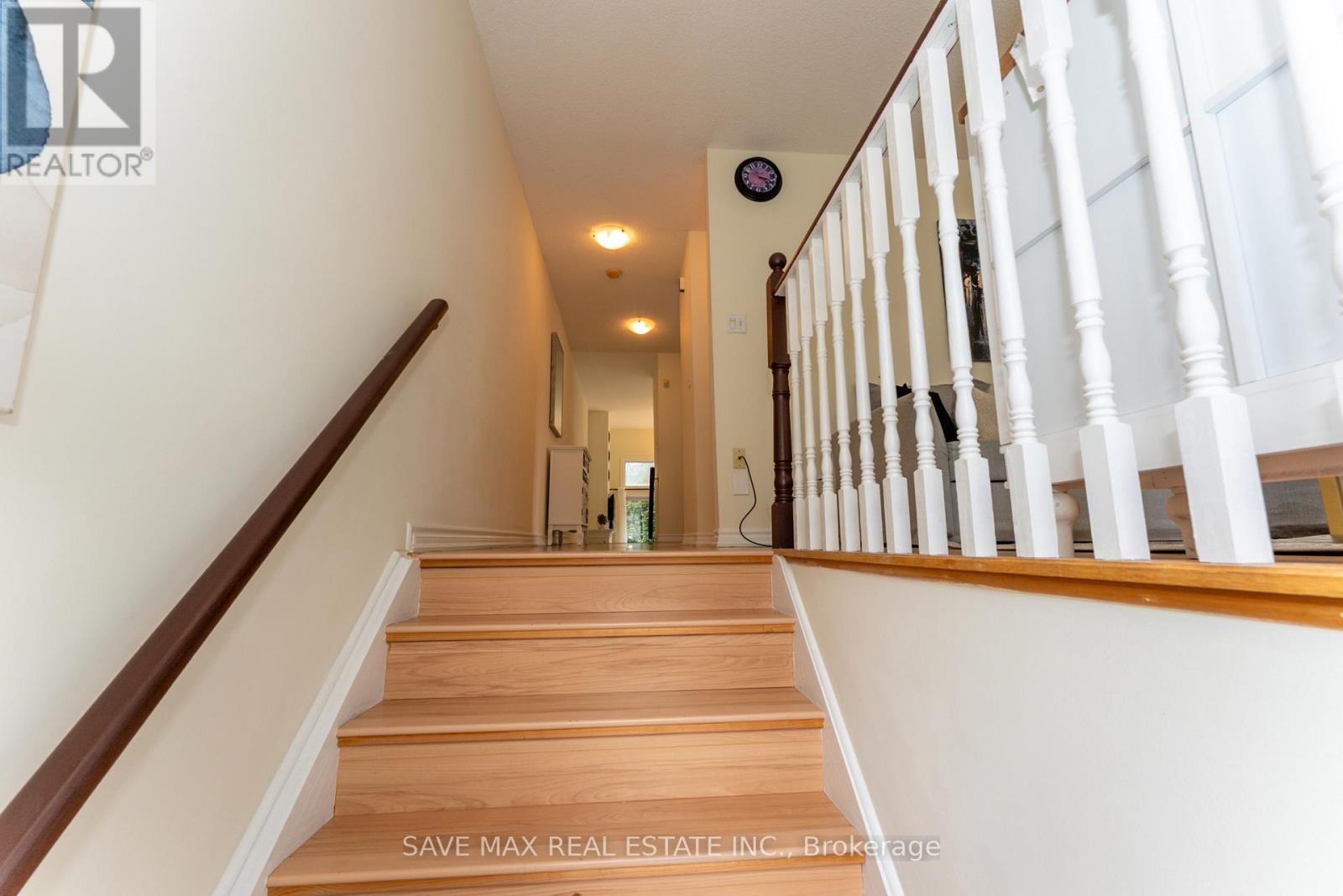 25 - 840 Dundas Street W, Mississauga, Ontario  L5C 1C2 - Photo 6 - W12453183
