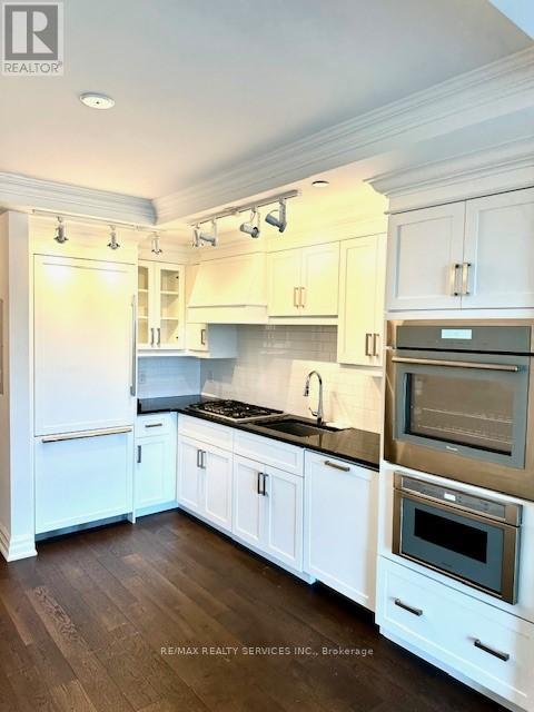 603 - 2060 LAKESHORE ROAD, Burlington, Ontario