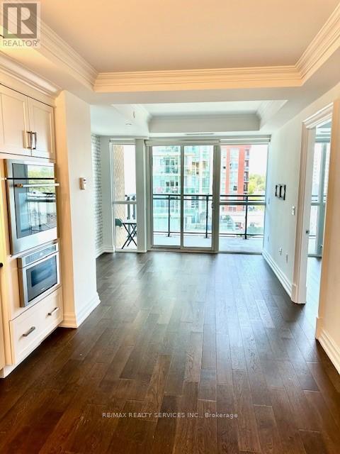 603 - 2060 Lakeshore Road, Burlington, Ontario  L7R 1A3 - Photo 2 - W12453194