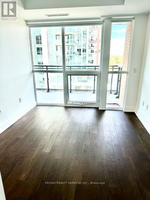 603 - 2060 Lakeshore Road, Burlington, Ontario  L7R 1A3 - Photo 3 - W12453194