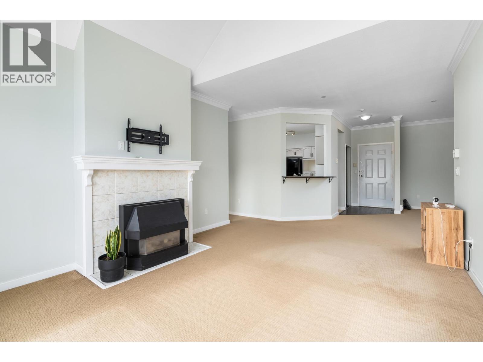 403 12464 191b Street, Pitt Meadows, British Columbia  V3Y 2P6 - Photo 4 - R3056610