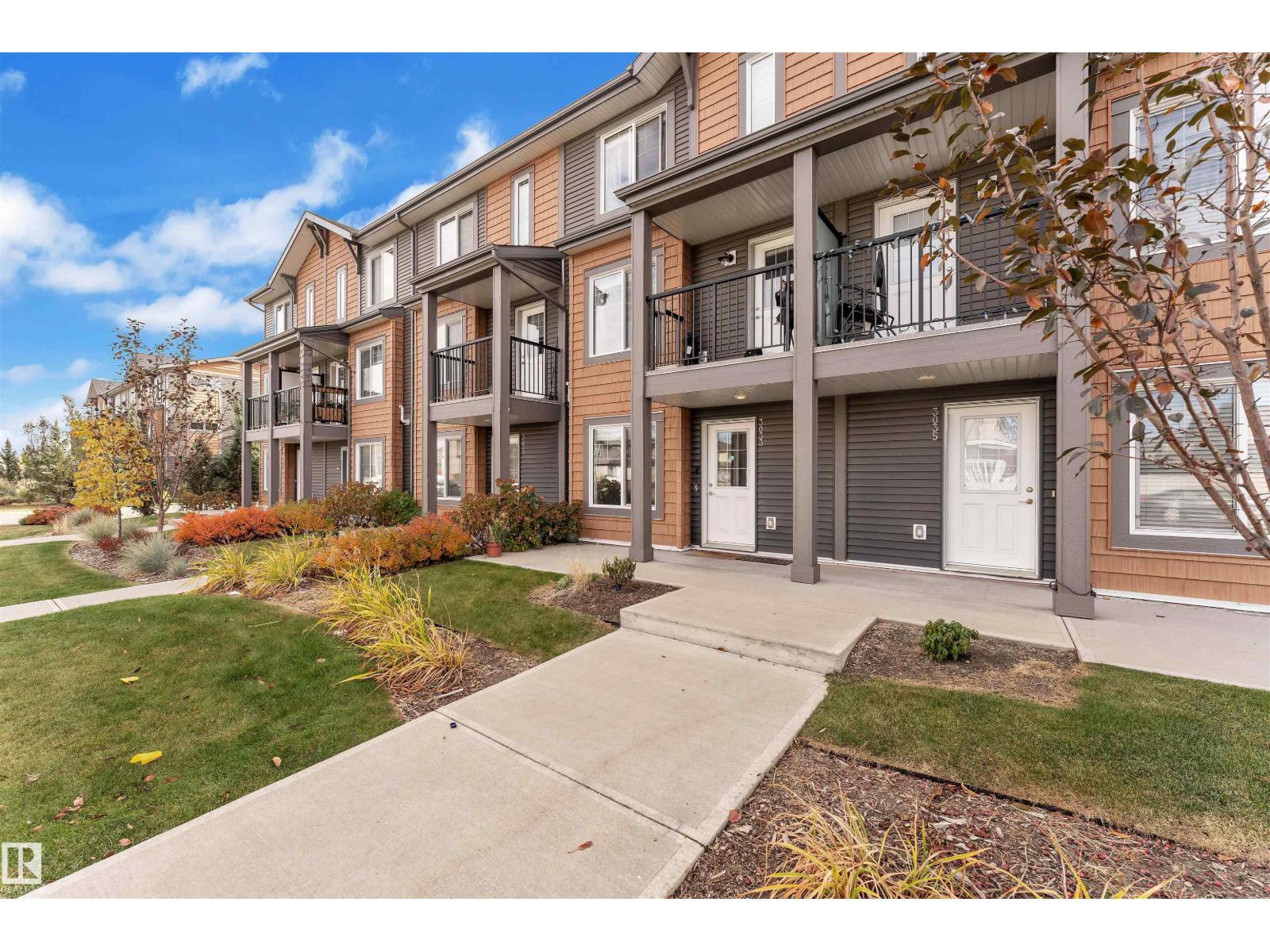 3033 151 Av Nw, Edmonton, Alberta  T5Y 3W4 - Photo 5 - E4461401