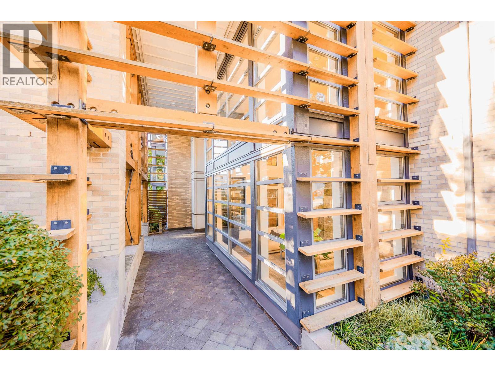 108 5955 Iona Drive, Vancouver, British Columbia  V6T 2L4 - Photo 10 - R3056796