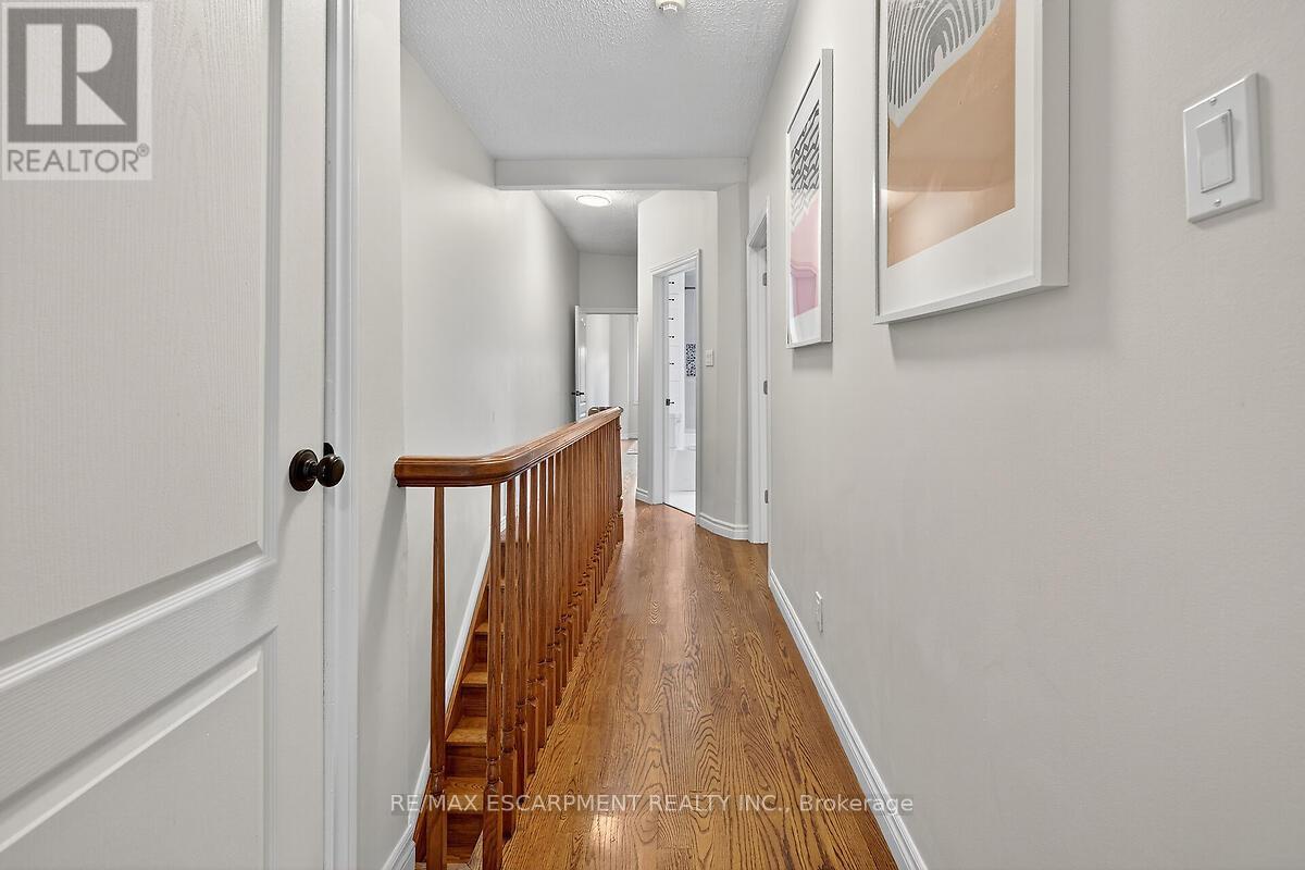 690 Dufferin Street, Toronto, Ontario  M6K 2B5 - Photo 17 - C12453211