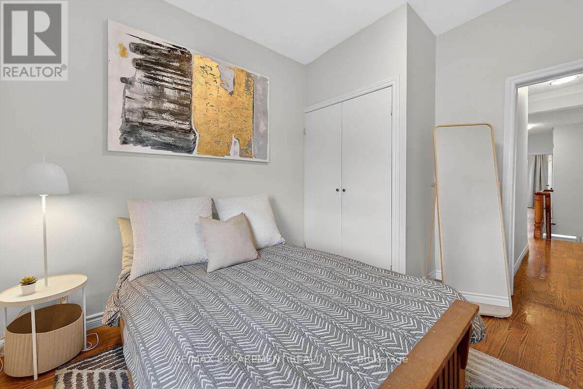 690 Dufferin Street, Toronto, Ontario  M6K 2B5 - Photo 21 - C12453211