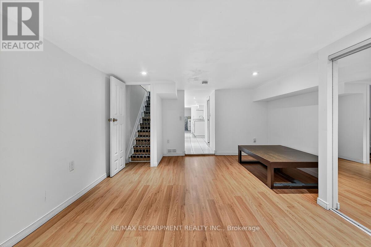 690 Dufferin Street, Toronto, Ontario  M6K 2B5 - Photo 24 - C12453211