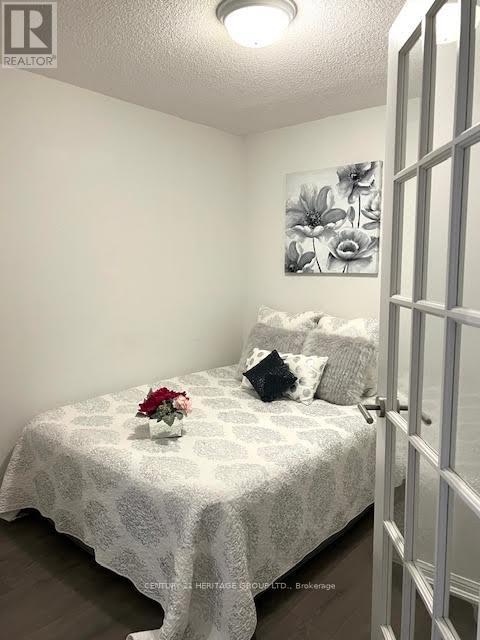 1015 - 400 Adelaide Street E, Toronto, Ontario  M5A 4S3 - Photo 2 - C12453212