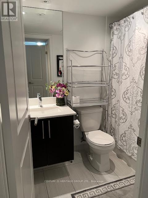 1015 - 400 Adelaide Street E, Toronto, Ontario  M5A 4S3 - Photo 4 - C12453212