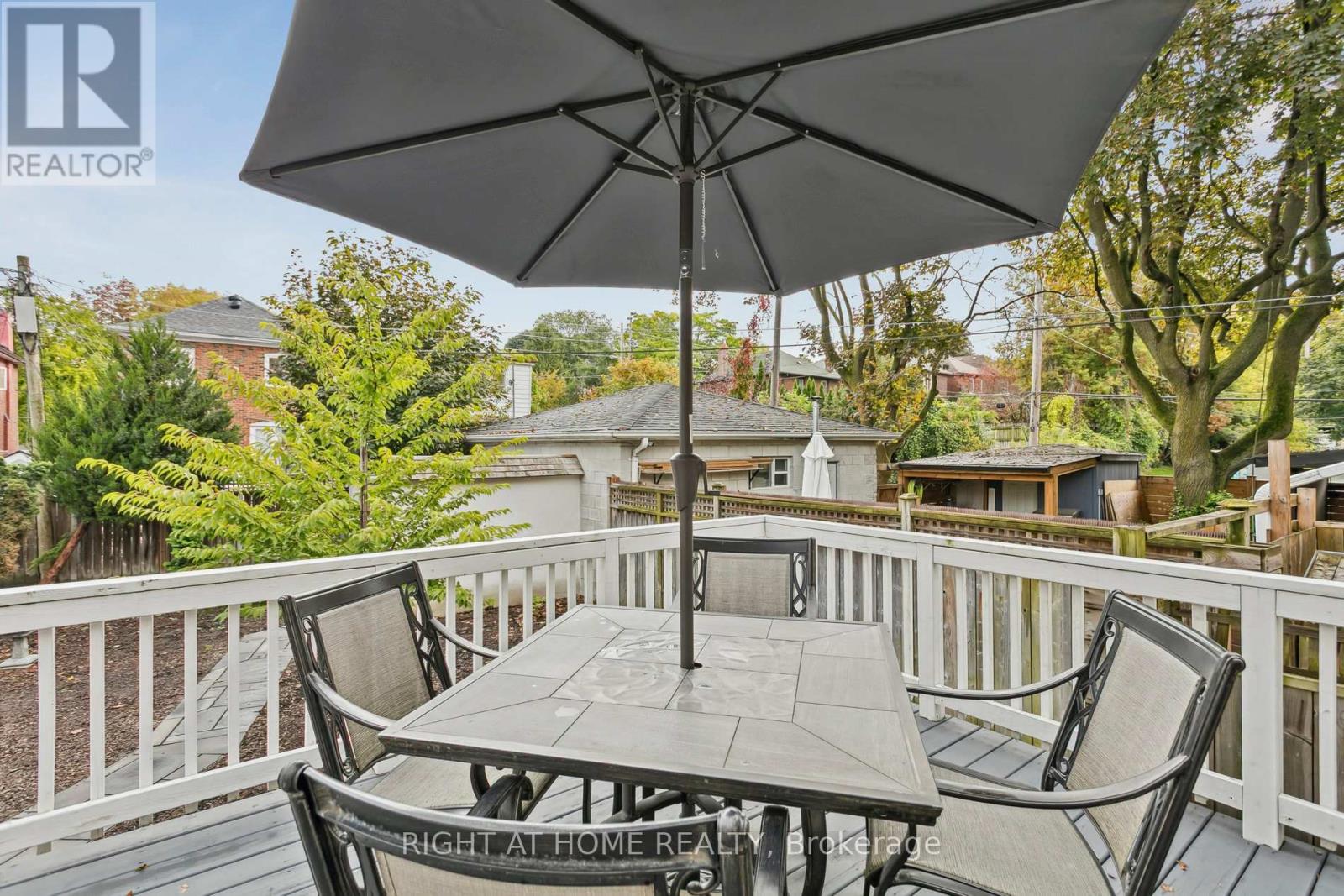 3 Roseneath Gardens, Toronto, Ontario  M6C 3X5 - Photo 21 - C12453223