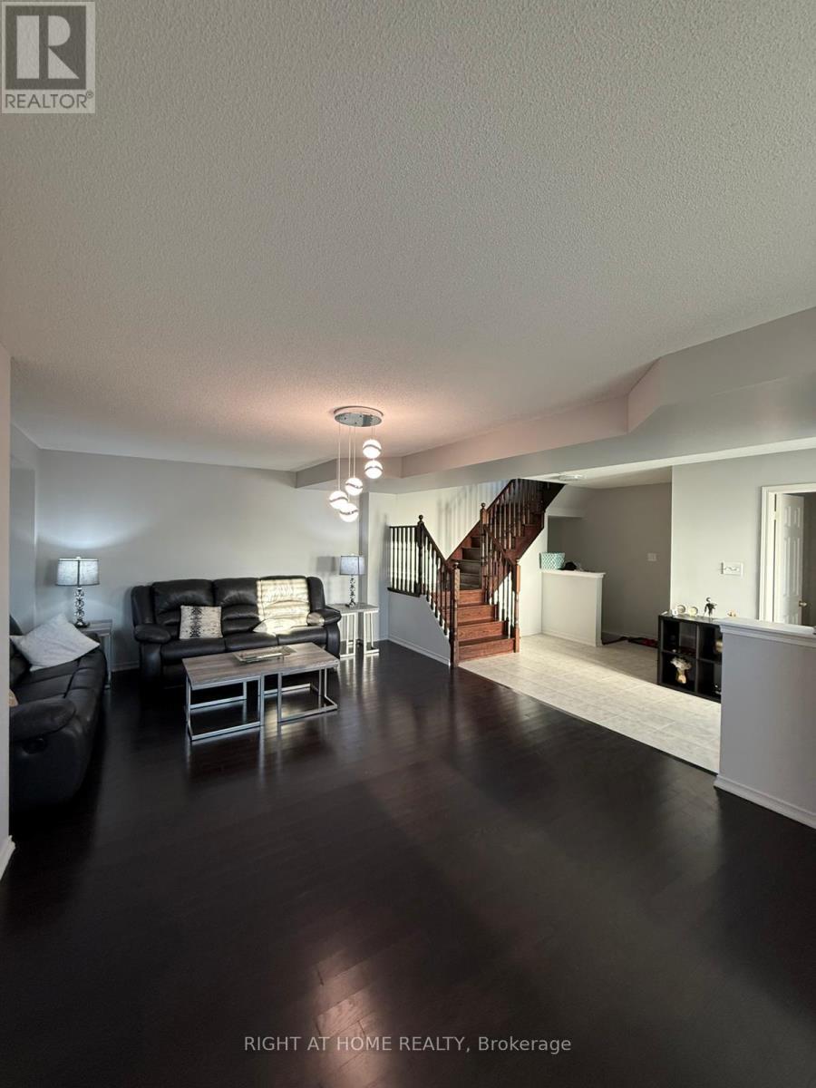 1 Mortlock Street E, Ajax, Ontario  L1Z 0T1 - Photo 7 - E12453207