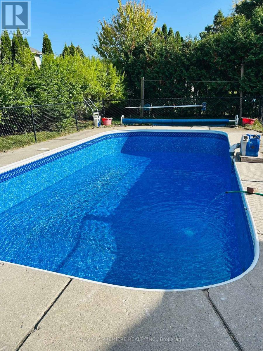 57 Mctaggart Crescent, London North, Ontario  N5X 2E2 - Photo 34 - X12371560