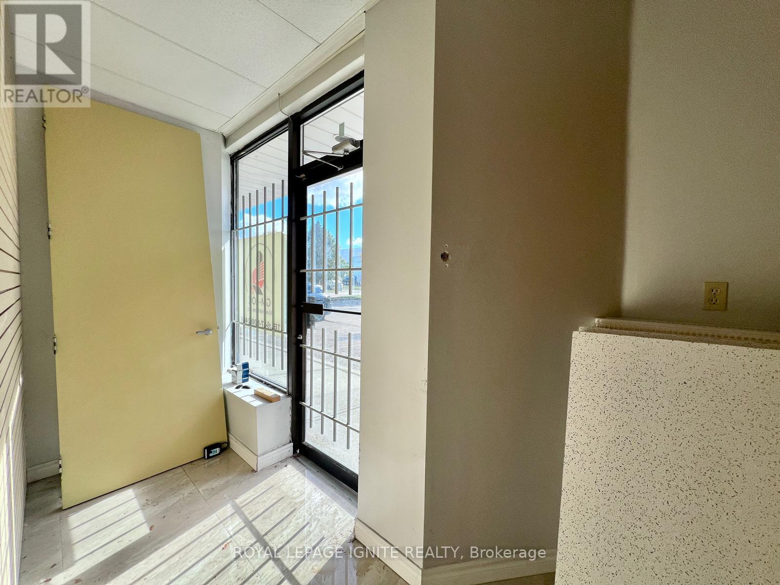 3 - 80 Travail Road, Markham, Ontario  L3S 3H9 - Photo 6 - N12453200