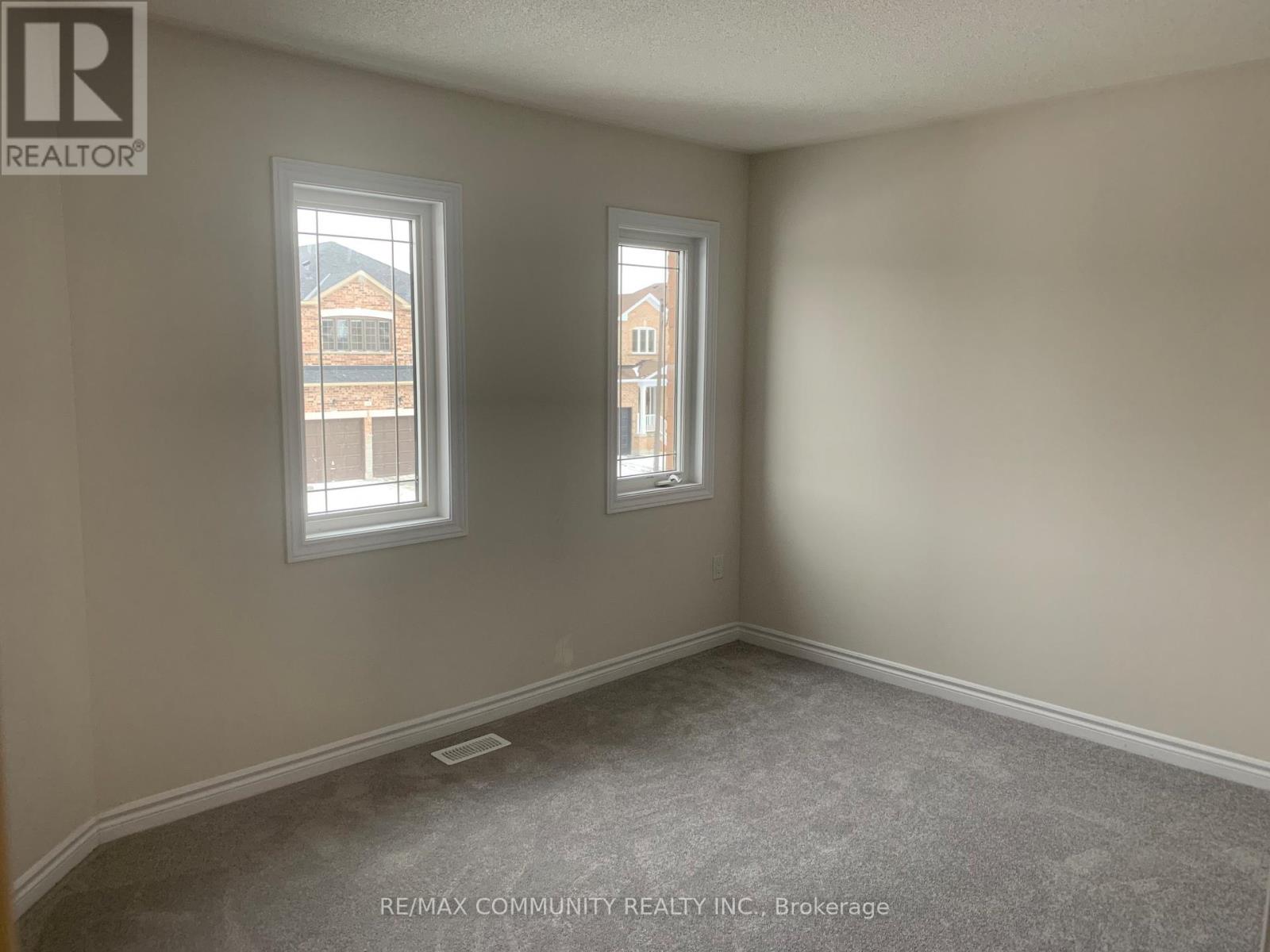 22 Jardine Street, Brock, Ontario  L0K 1A0 - Photo 10 - N12453215