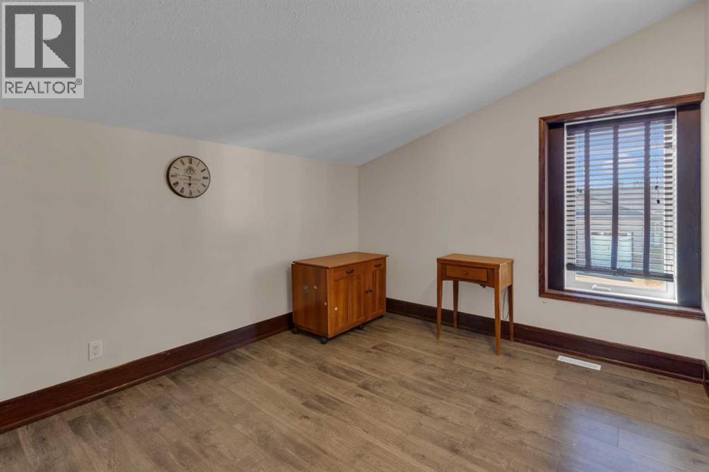 200 Camden Court, Strathmore, Alberta  T1P 1Y1 - Photo 15 - A2259755