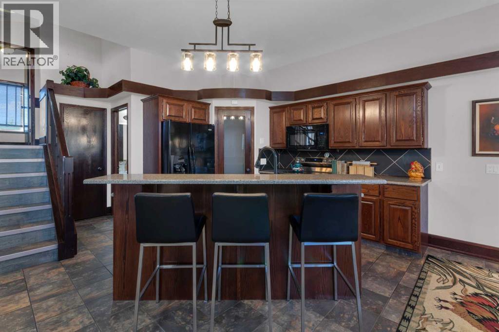 200 Camden Court, Strathmore, Alberta  T1P 1Y1 - Photo 8 - A2259755