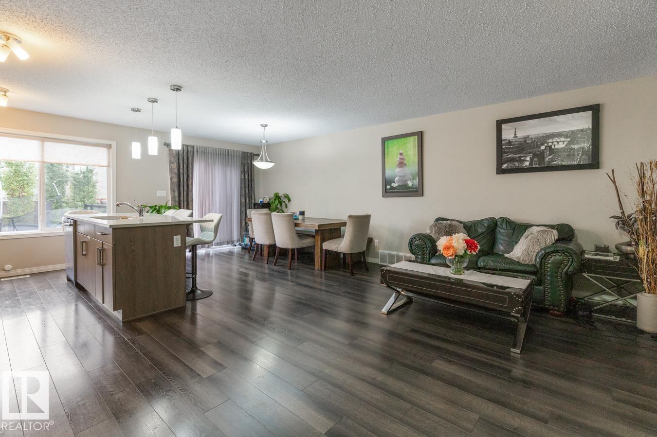 1048 East Bn Nw, Edmonton, Alberta  T6M 0V6 - Photo 6 - E4461402