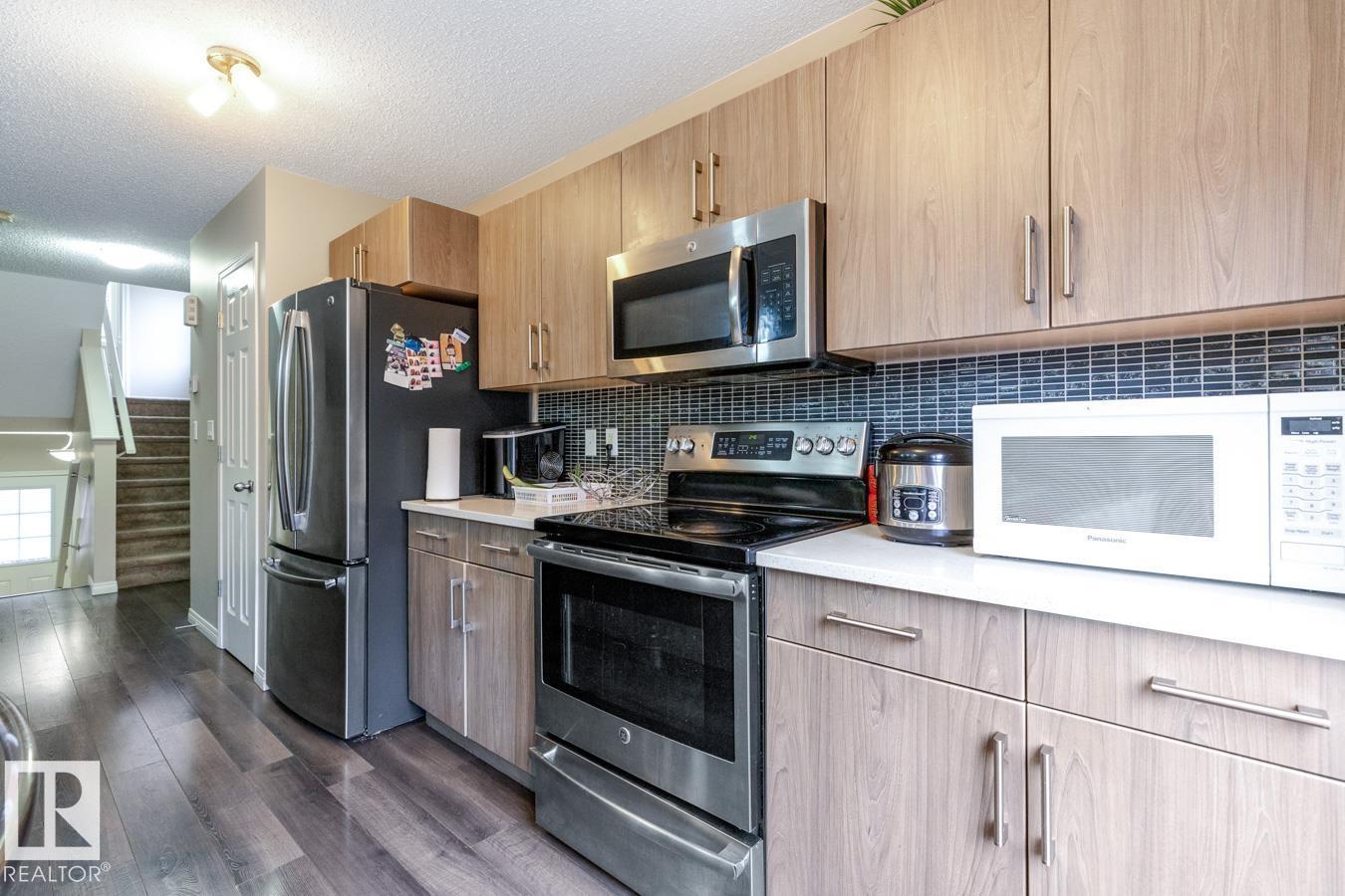 1048 East Bn Nw, Edmonton, Alberta  T6M 0V6 - Photo 11 - E4461402