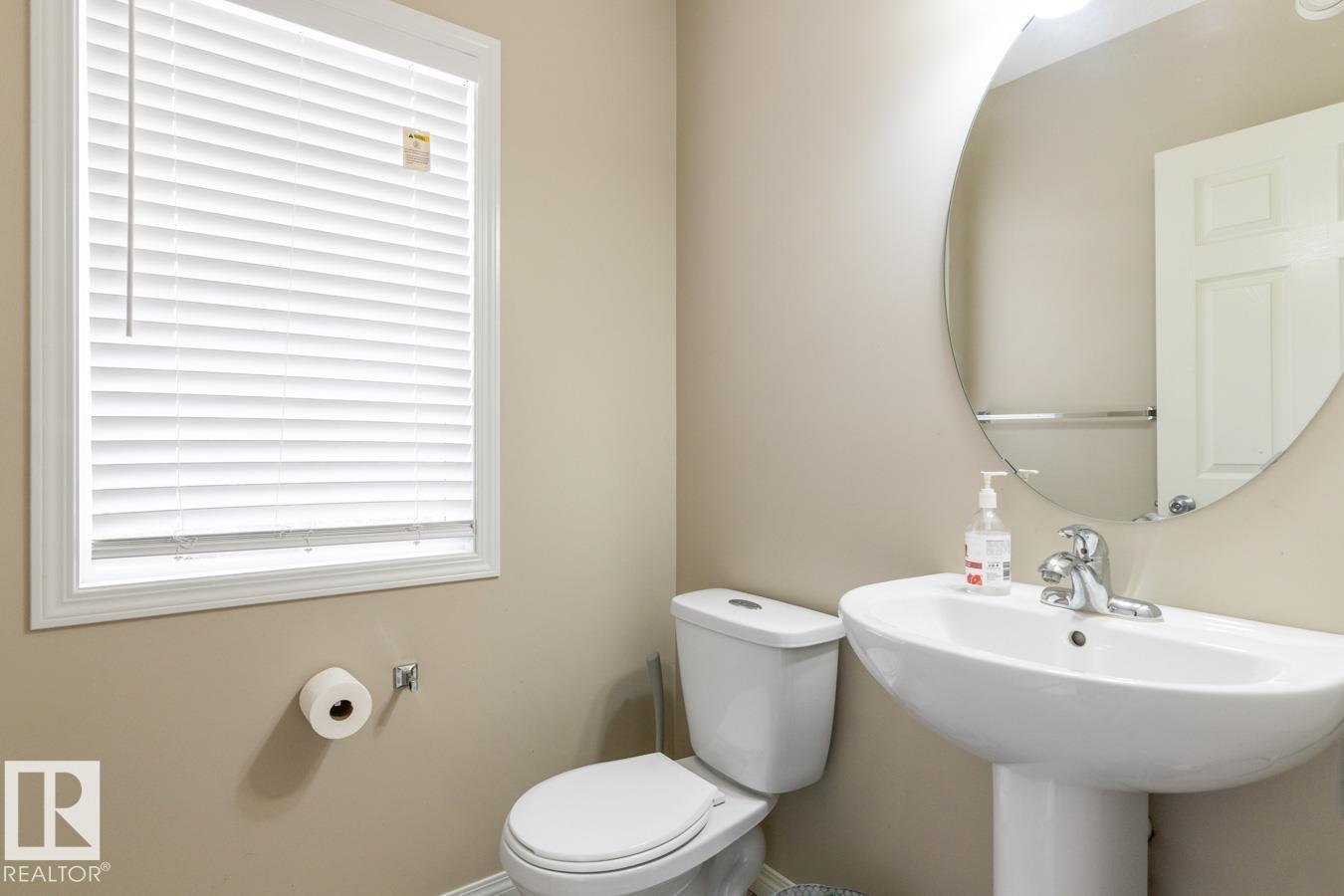 1048 East Bn Nw, Edmonton, Alberta  T6M 0V6 - Photo 18 - E4461402
