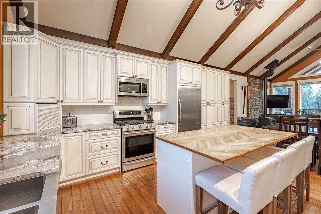 225053 Range Road 270, Rural Rocky View County, Alberta  T1X 0H9 - Photo 12 - A2238202