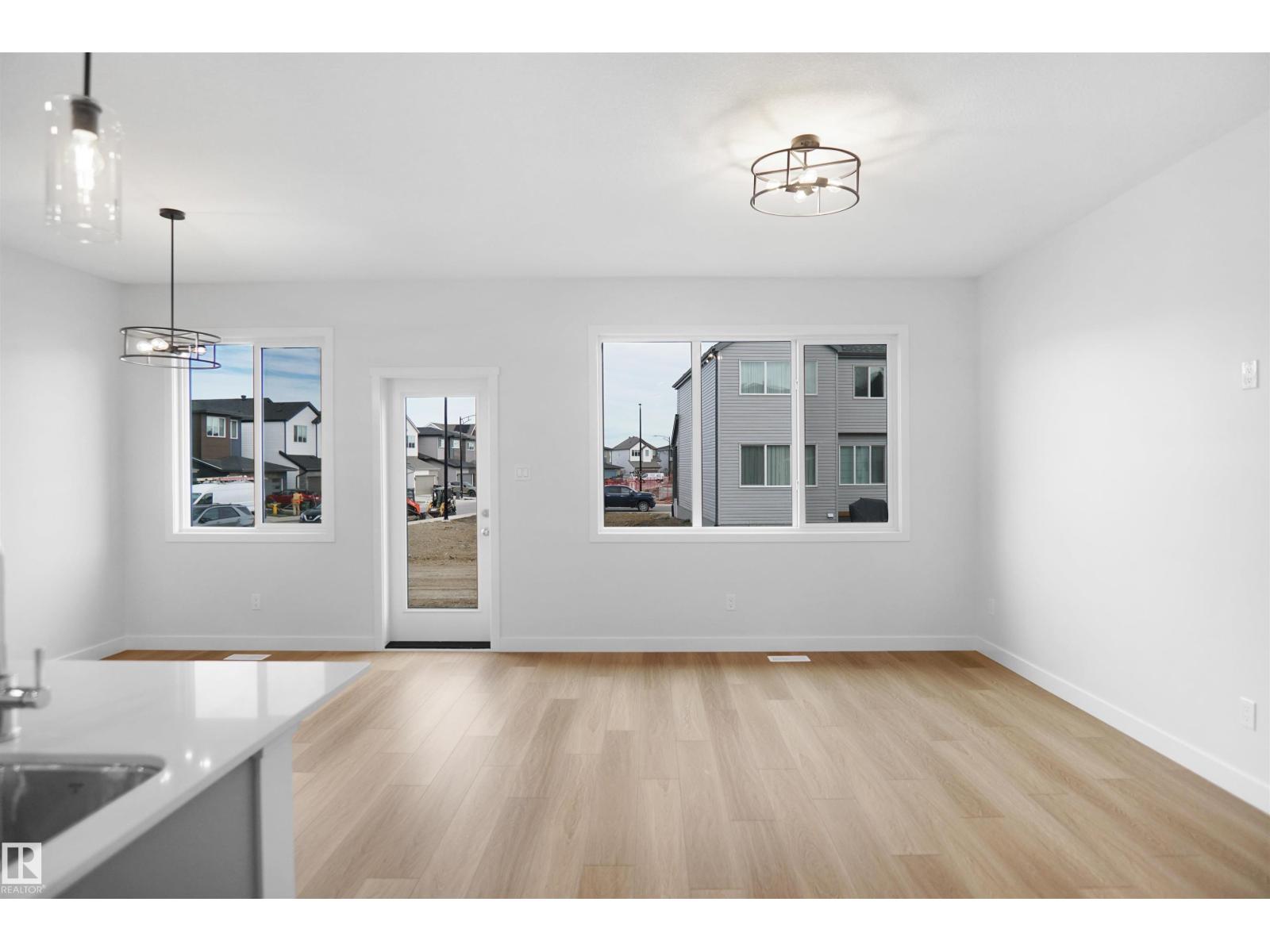 2241 194a St Nw, Edmonton, Alberta  T6M 1P7 - Photo 7 - E4455777