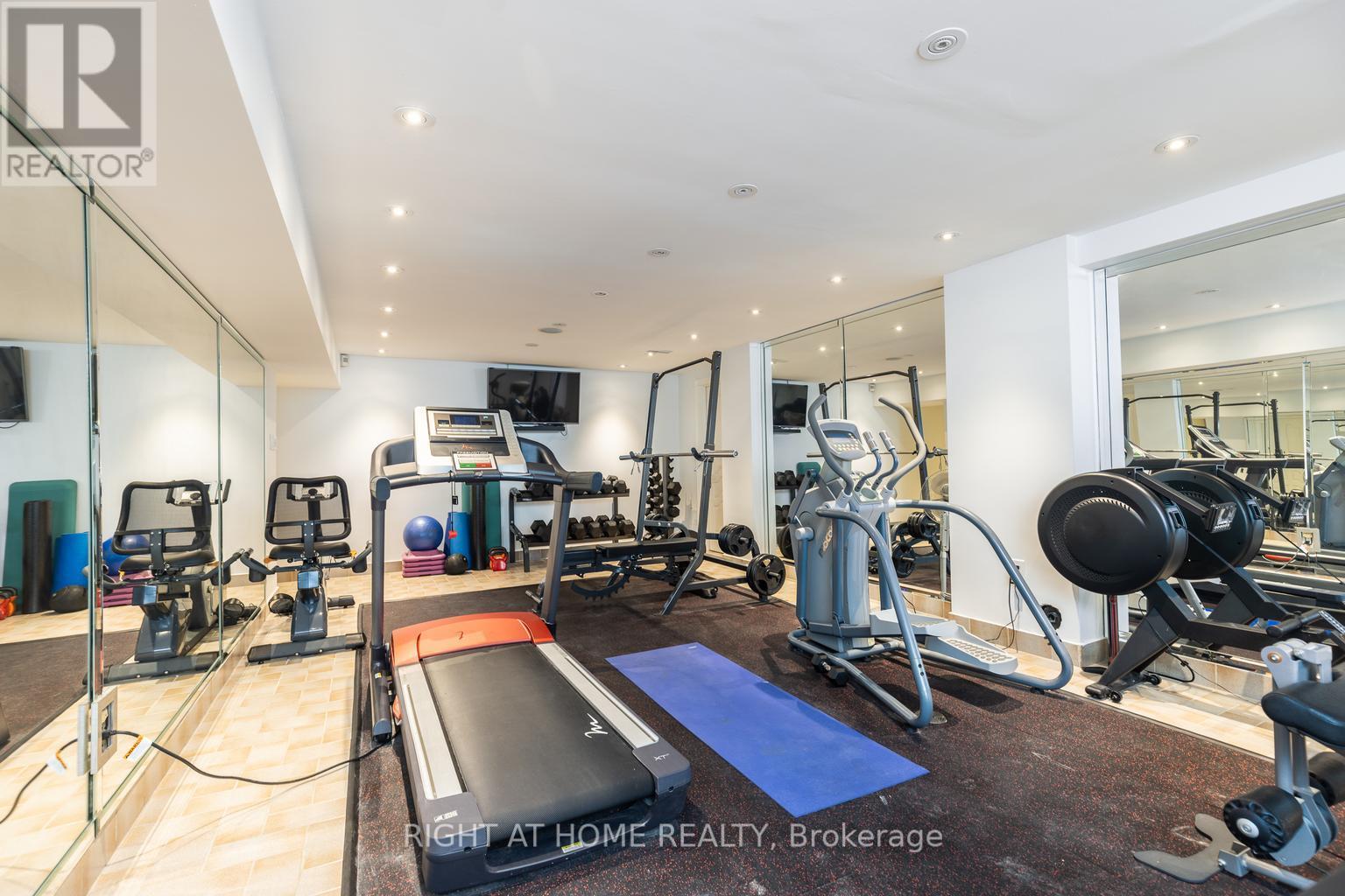 38 Sugarbush Court E, Vaughan, Ontario  L4L 2Z2 - Photo 30 - N12450790