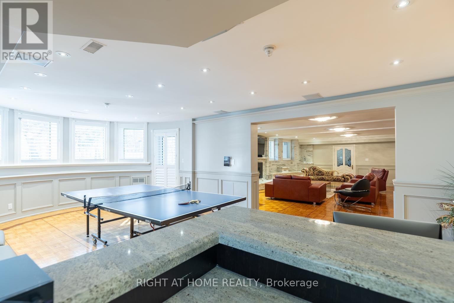 38 Sugarbush Court E, Vaughan, Ontario  L4L 2Z2 - Photo 45 - N12450790