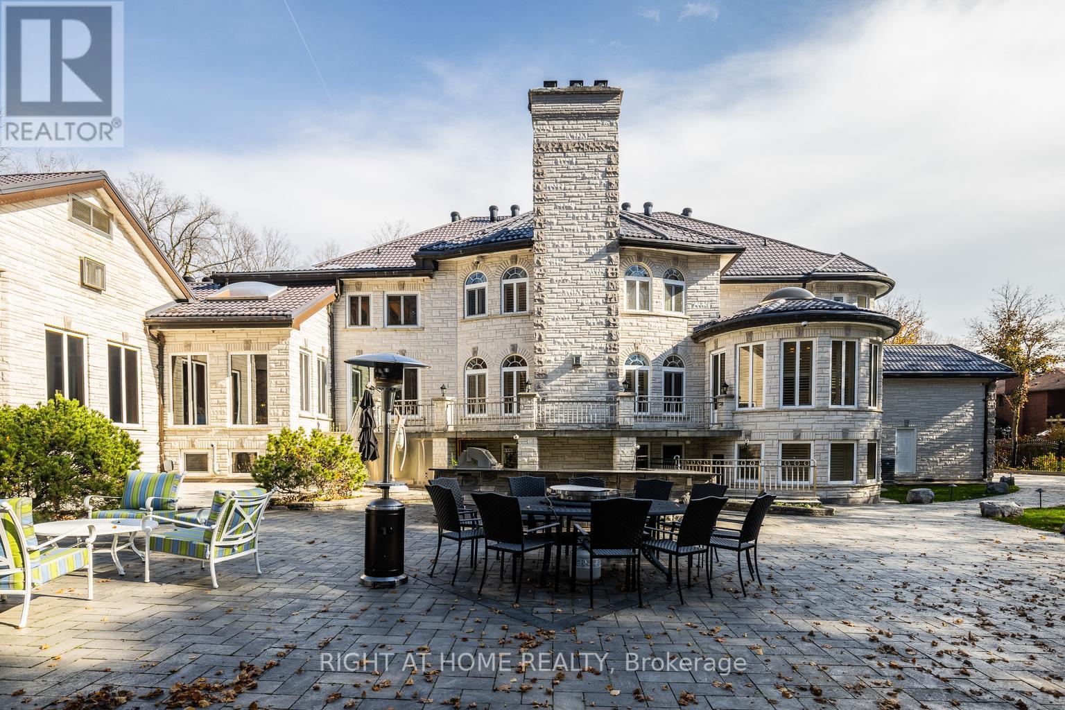 38 Sugarbush Court E, Vaughan, Ontario  L4L 2Z2 - Photo 48 - N12450790