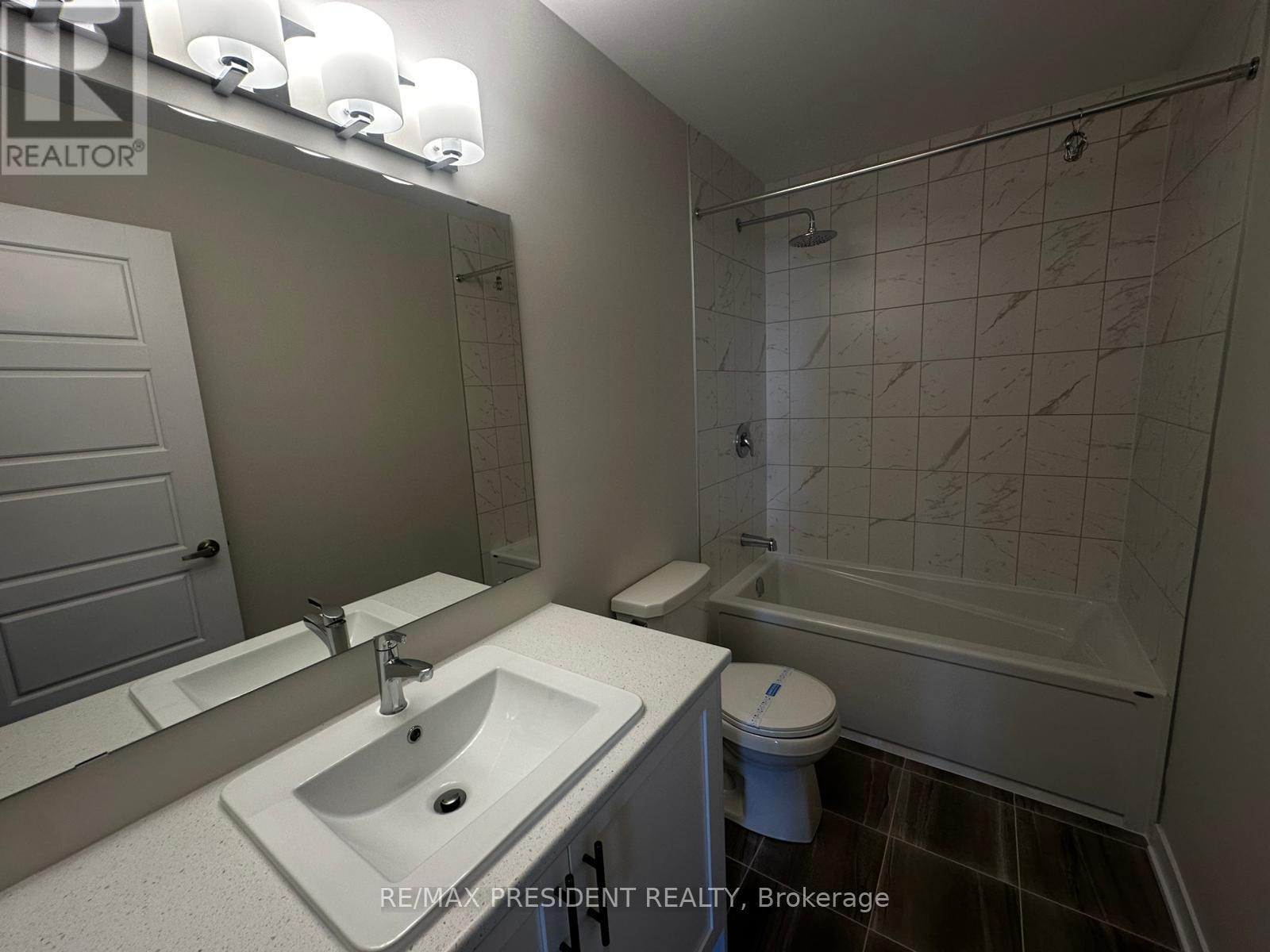78 Ryan Reynolds Way S, Ottawa, Ontario  K4A 5T4 - Photo 18 - X12453208