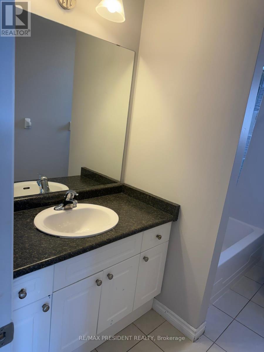 78 Ryan Reynolds Way S, Ottawa, Ontario  K4A 5T4 - Photo 19 - X12453208