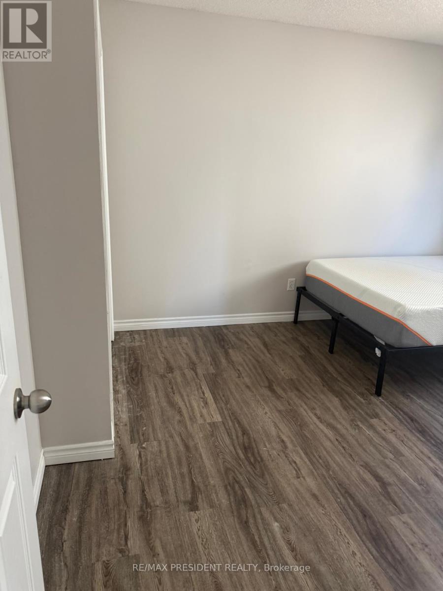 78 Ryan Reynolds Way S, Ottawa, Ontario  K4A 5T4 - Photo 26 - X12453208