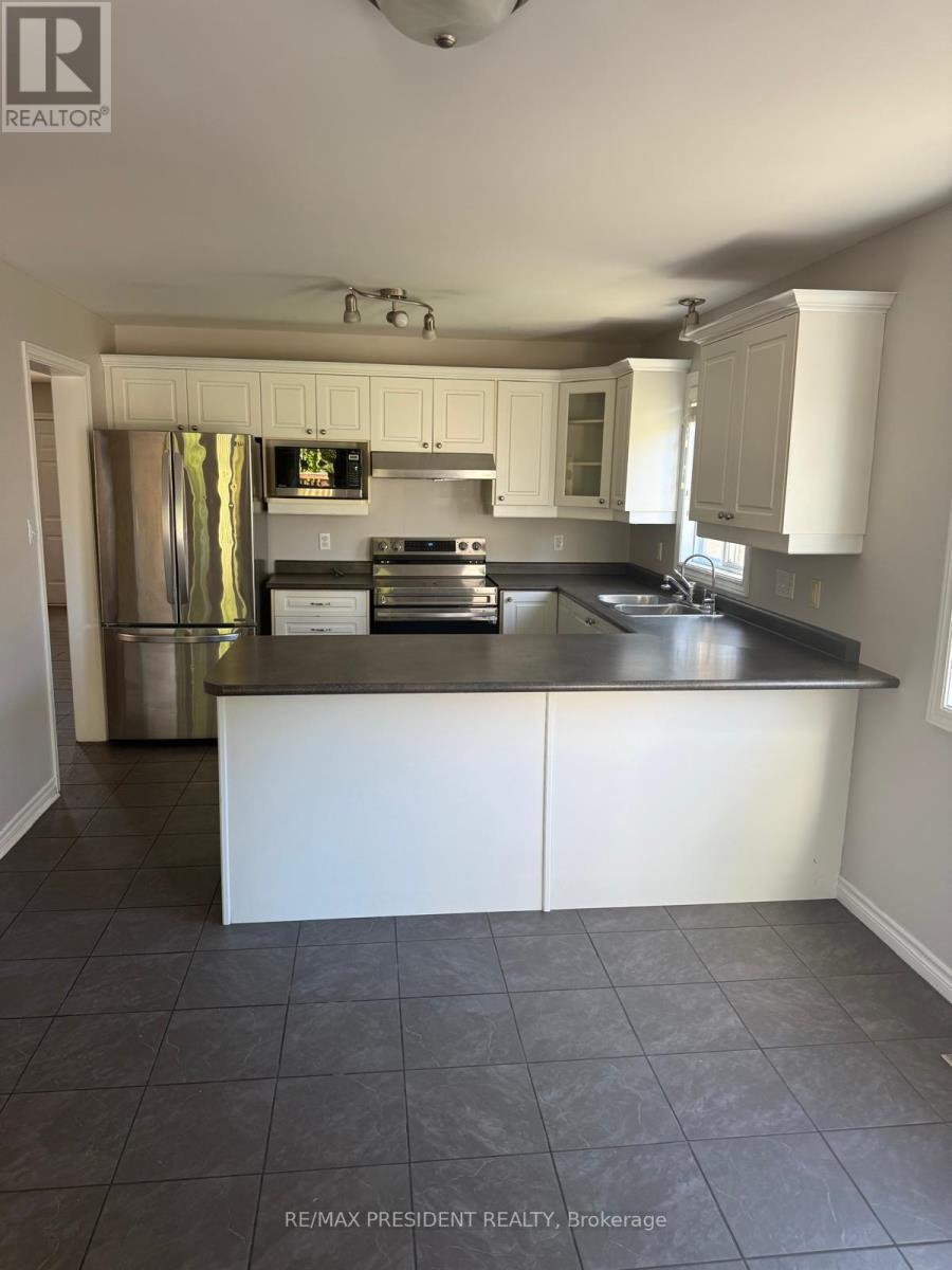 78 Ryan Reynolds Way S, Ottawa, Ontario  K4A 5T4 - Photo 5 - X12453208