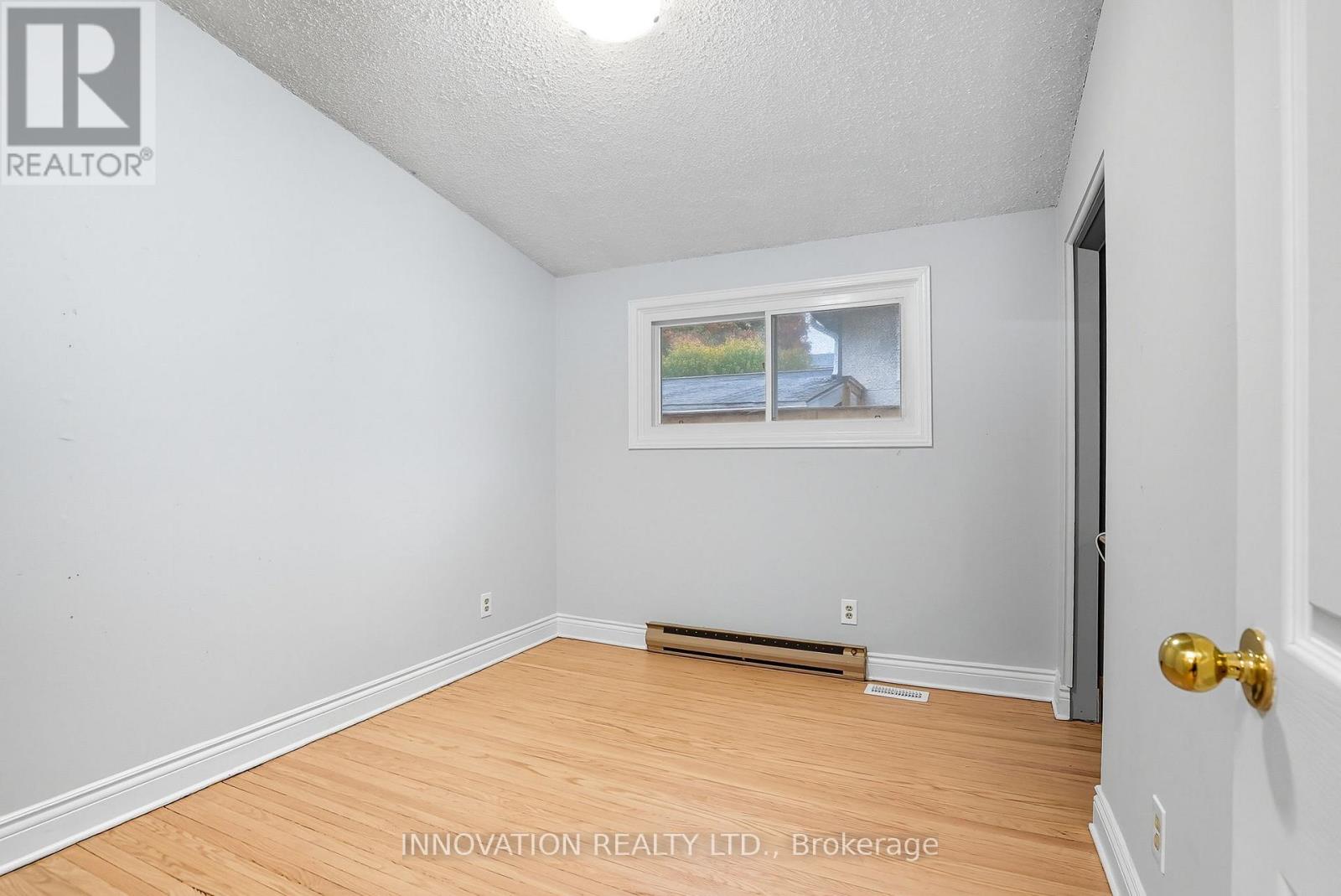 2302 Horton Street, Ottawa, Ontario  K1G 3E8 - Photo 20 - X12453228