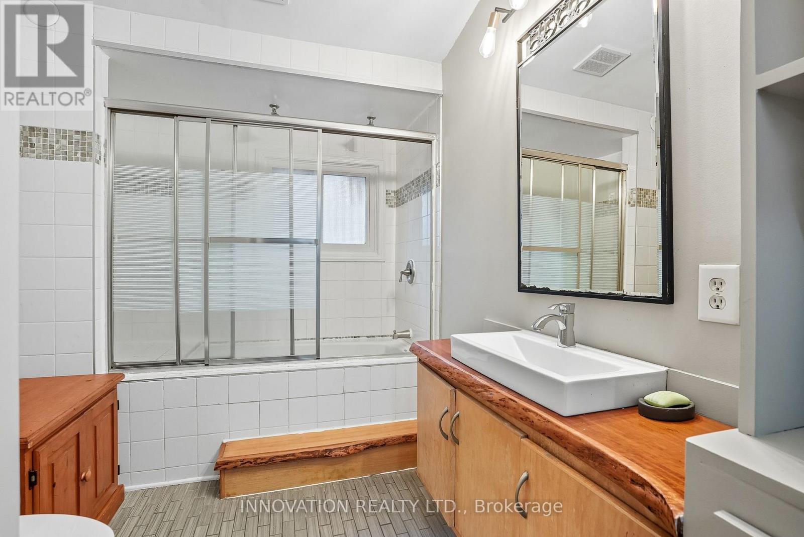 2302 Horton Street, Ottawa, Ontario  K1G 3E8 - Photo 23 - X12453228