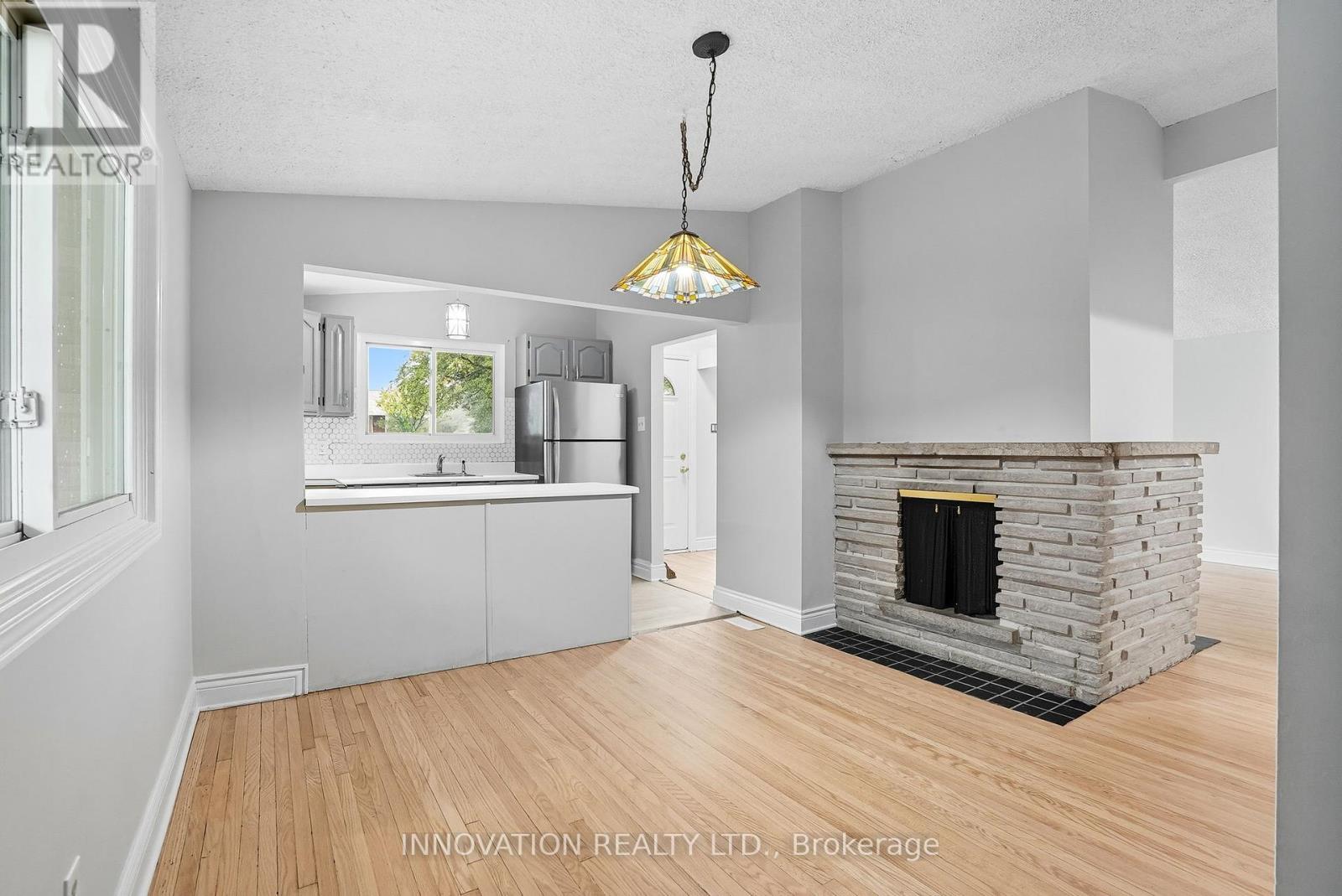 2302 Horton Street, Ottawa, Ontario  K1G 3E8 - Photo 25 - X12453228