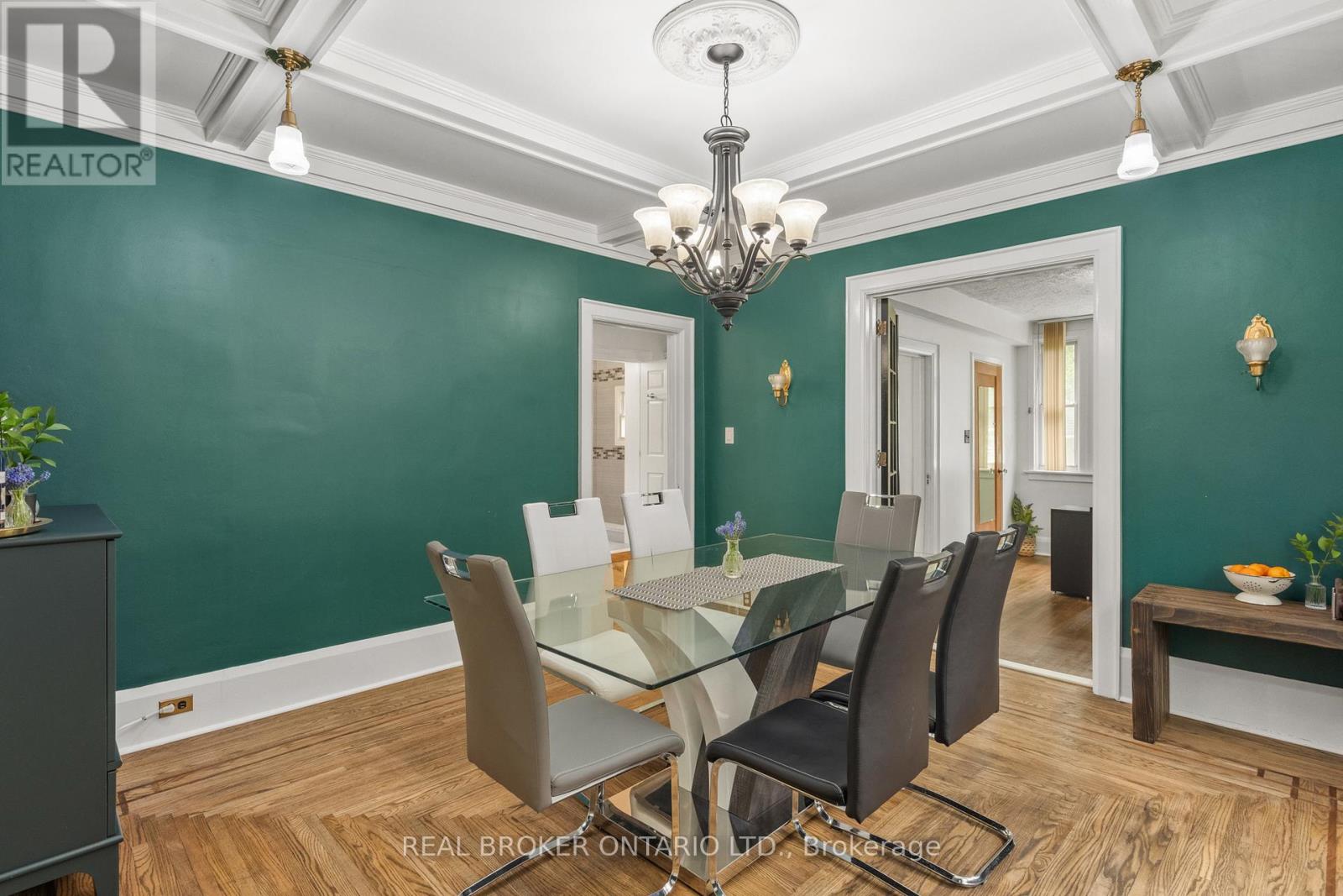 122 Dorothy Street, Welland, Ontario  L3B 3V9 - Photo 10 - X12453229
