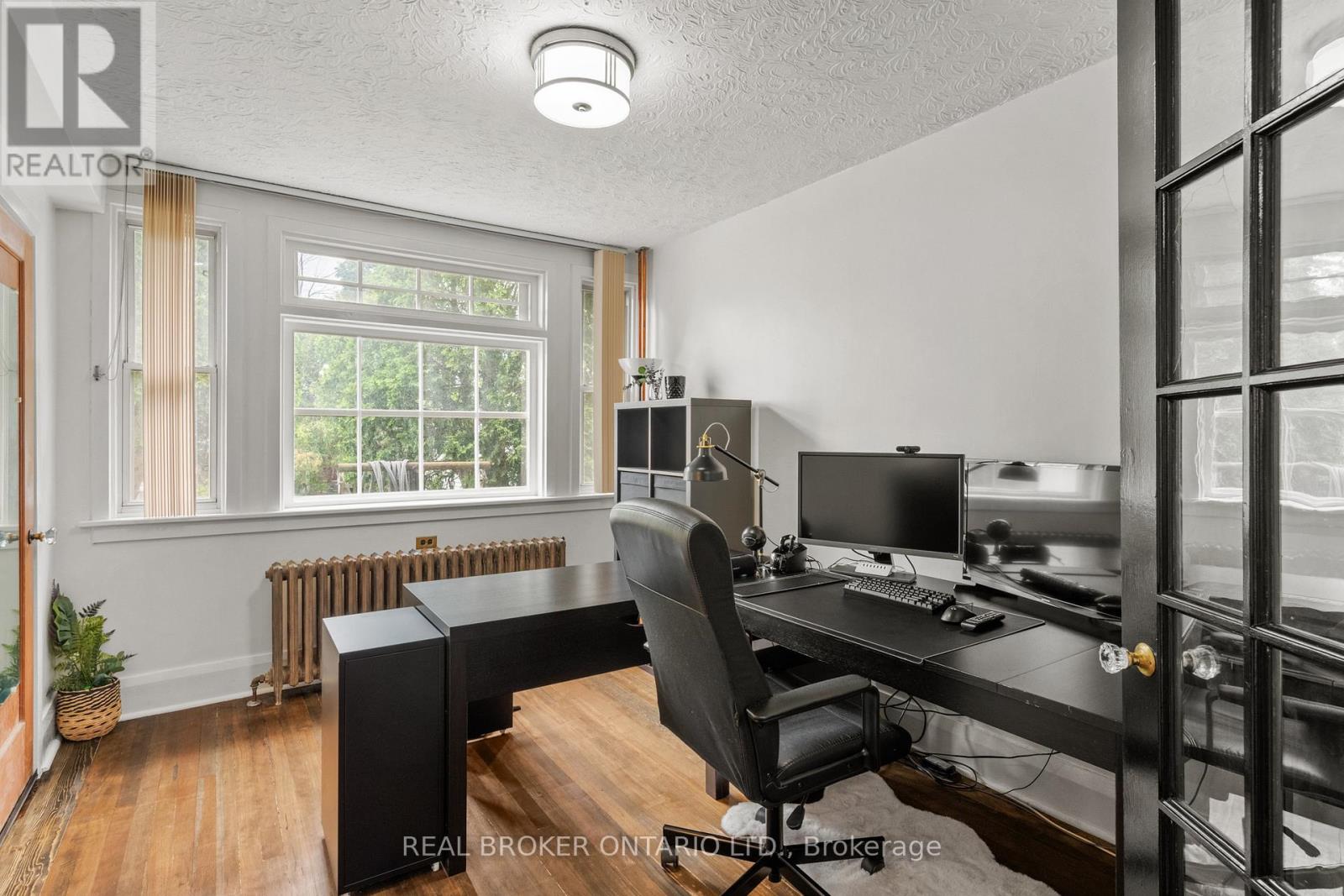 122 Dorothy Street, Welland, Ontario  L3B 3V9 - Photo 11 - X12453229