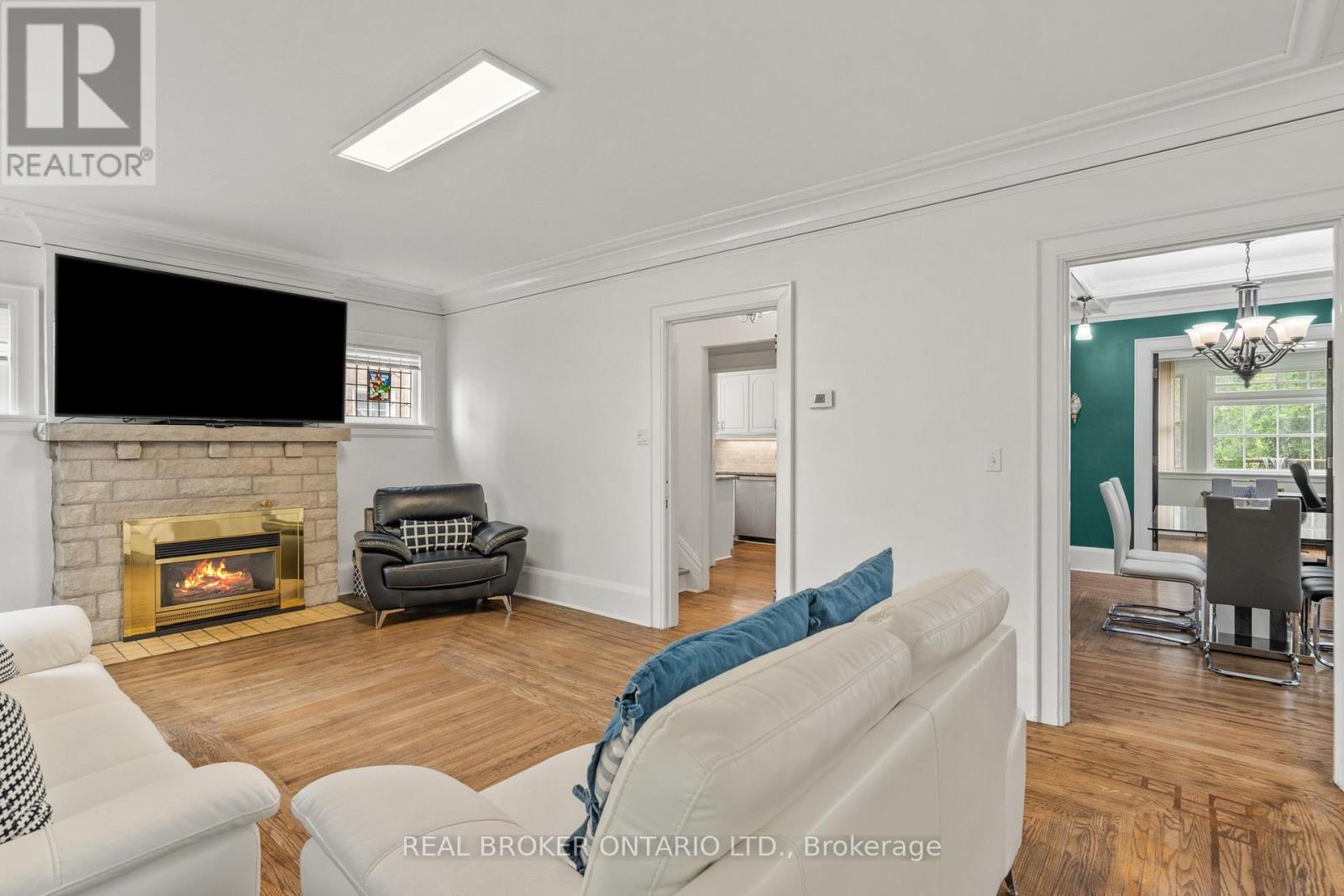 122 Dorothy Street, Welland, Ontario  L3B 3V9 - Photo 8 - X12453229