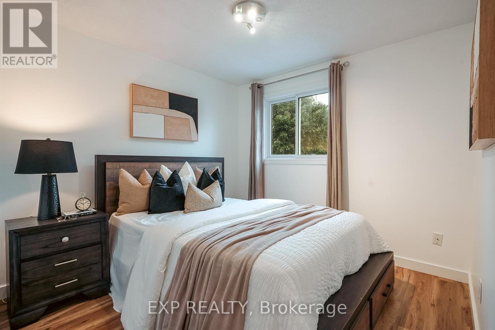 139 Adele Crescent, Oshawa, Ontario  L1J 7X7 - Photo 21 - E12453236