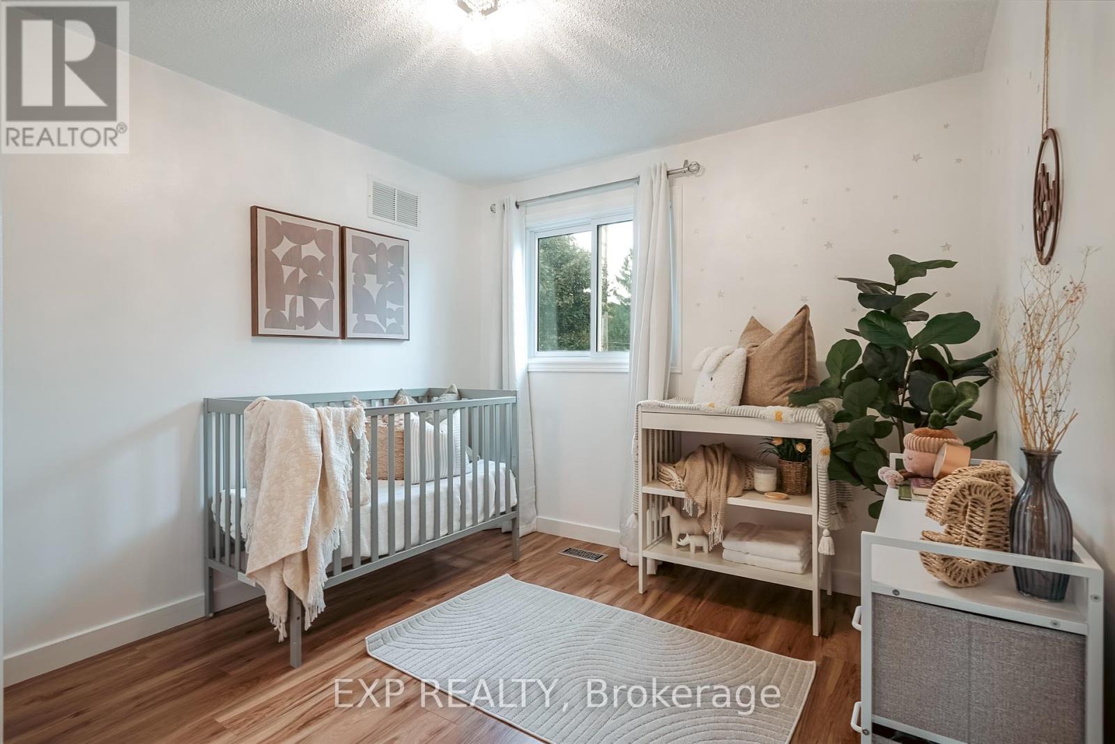 139 Adele Crescent, Oshawa, Ontario  L1J 7X7 - Photo 23 - E12453236