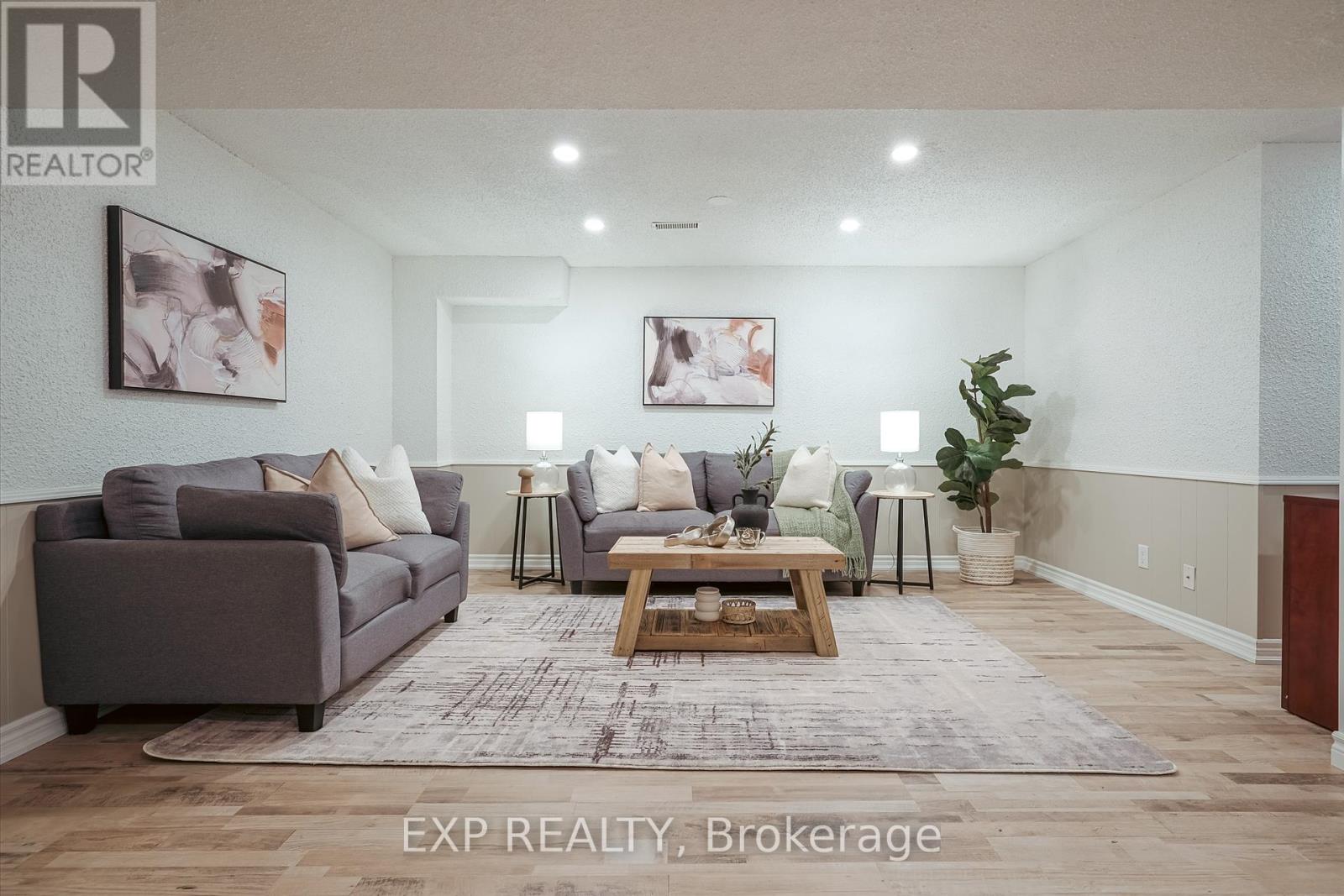 139 Adele Crescent, Oshawa, Ontario  L1J 7X7 - Photo 27 - E12453236