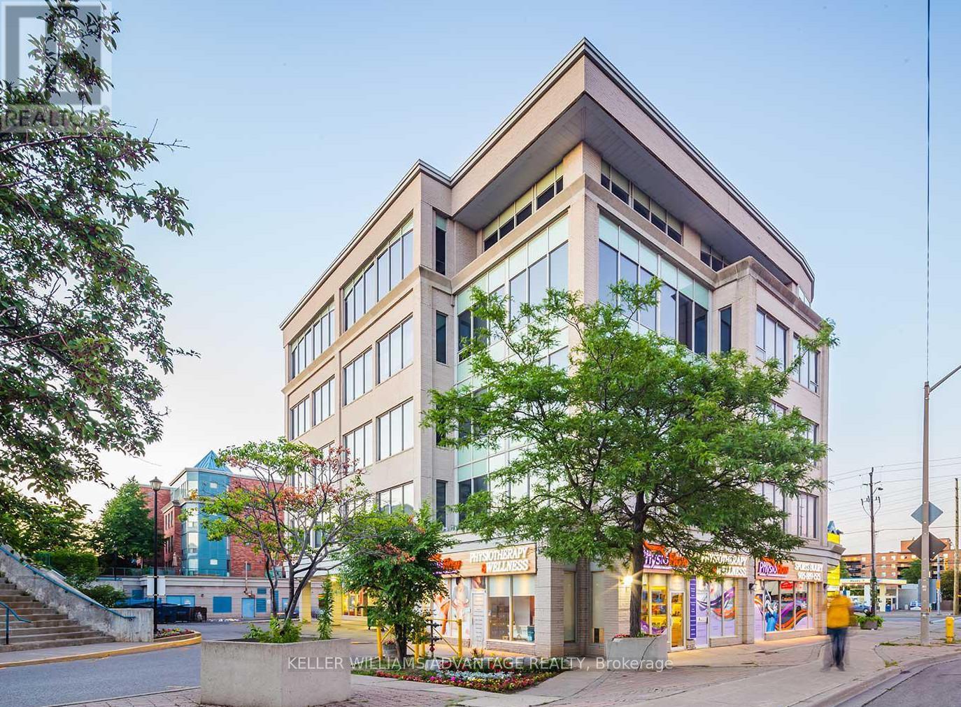 306 - 7368 Yonge Street, Markham, Ontario  L4J 8H9 - Photo 2 - N12453235