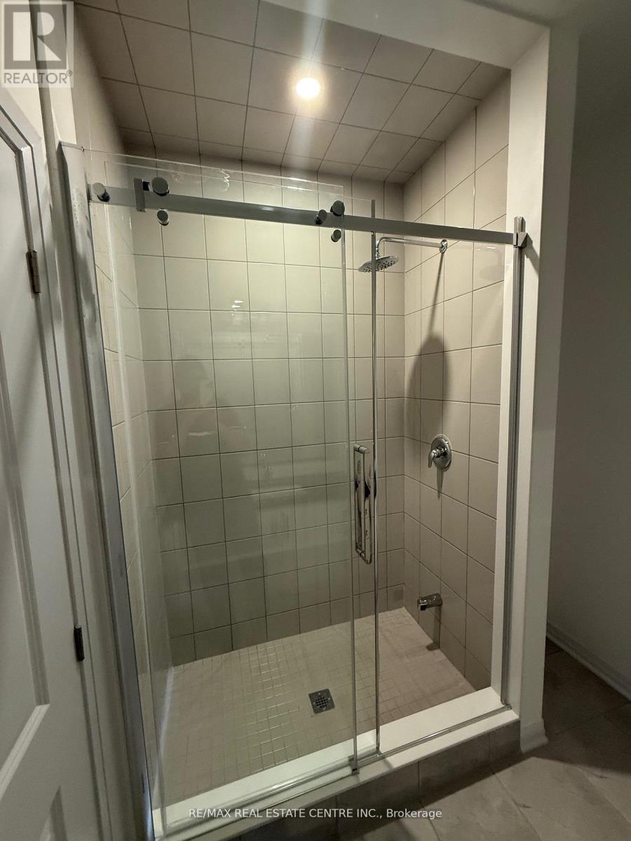 3252 Sixth Line, Oakville, Ontario  L6M 4K1 - Photo 15 - W12453230