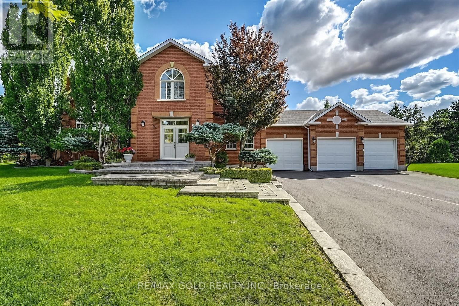 7 BRANDIFF COURT, Caledon, Ontario