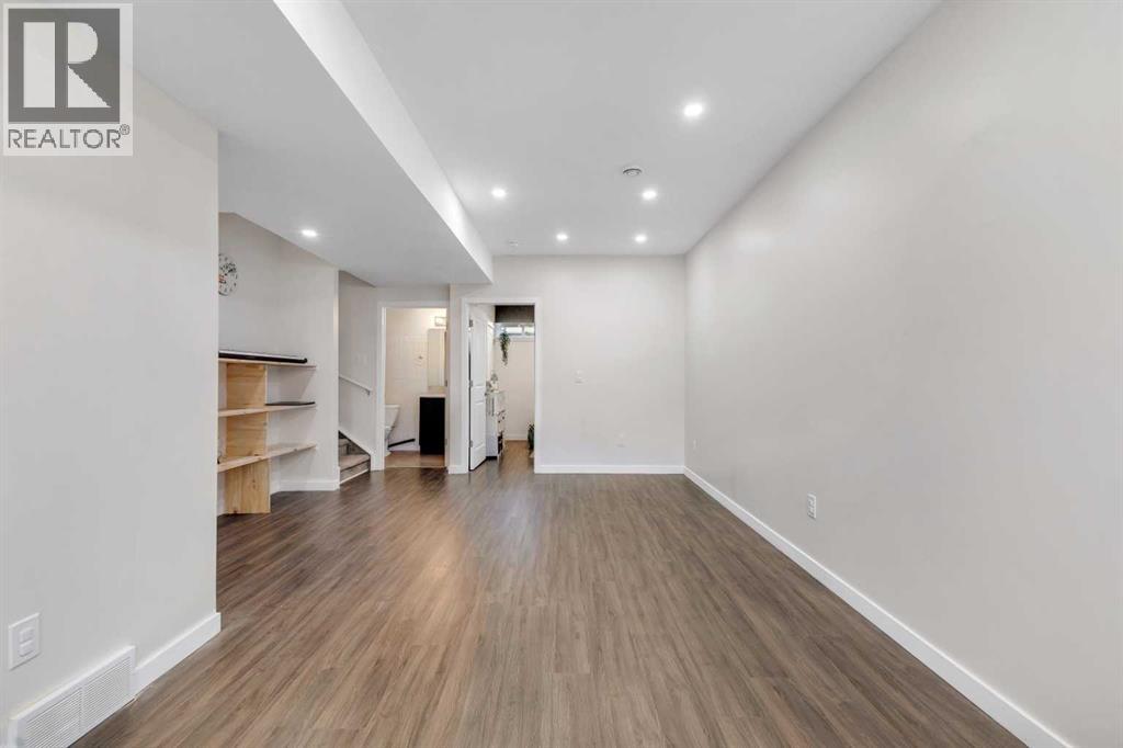 231 Lavender Manor Se, Calgary, Alberta  T3S 0G8 - Photo 22 - A2257674